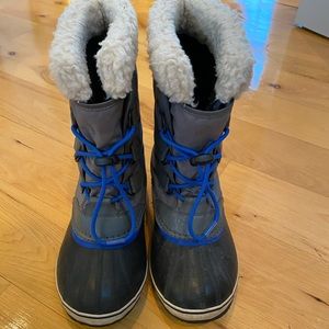 Youth Boys Sorel Snow Boots size 7